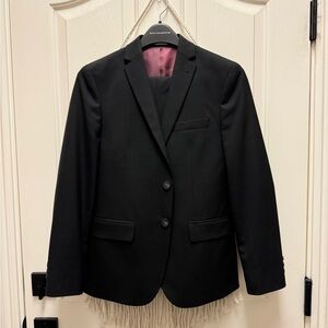 Joseph Abbboud boys suite size 18, like new condition. Black.